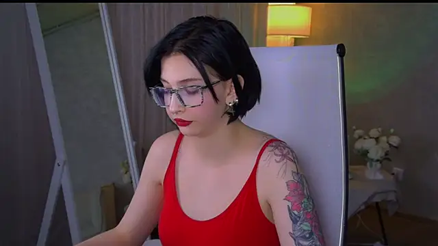 ElenaSomerhalder Live XXX-Chat