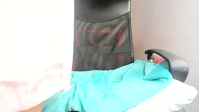 Celeste__sweetx Adlı Modelin Canlı XXX Sohbeti