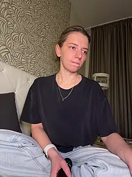 Take_Me_Awayyのウェブカメラショー