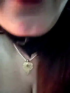 Landkipyasibhabhi's Live XXX Chat