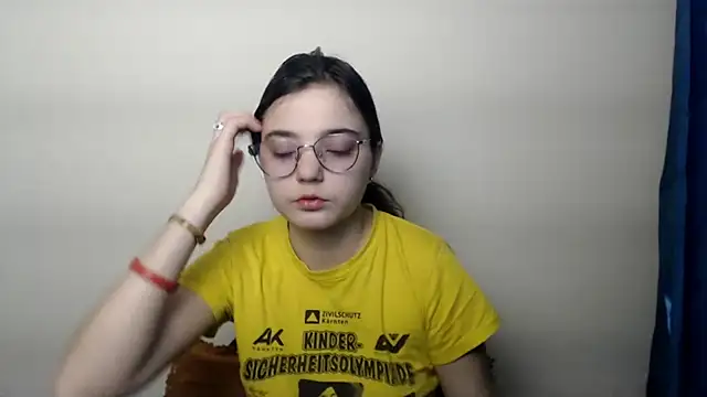 Sun_Shine__ Chat XXX live