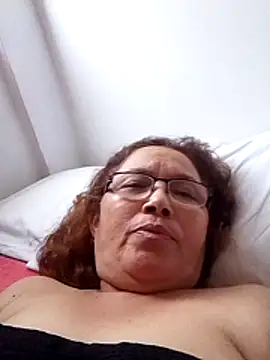 Pokazy przed kamerką – Cessi50