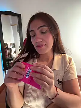 emmily_d: онлайн-секс-чат