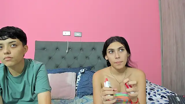 ariloe_quinteron Live XXX chat