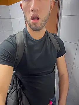 Онлайн чат XXX liam_bronw