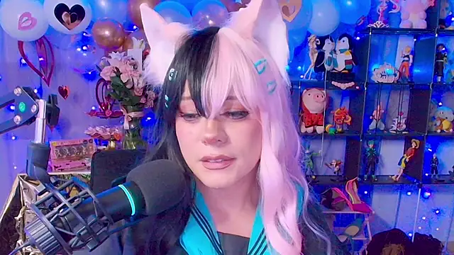 Chat +18 de _niiky ao vivo