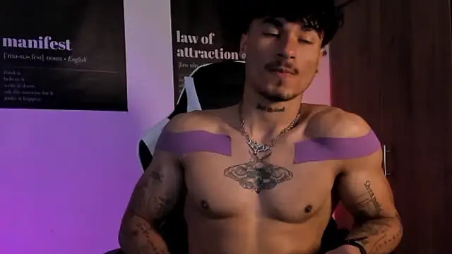 Chat XXX Live Thomas_Fit1