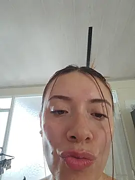 valery_mora élő XXX-chatje