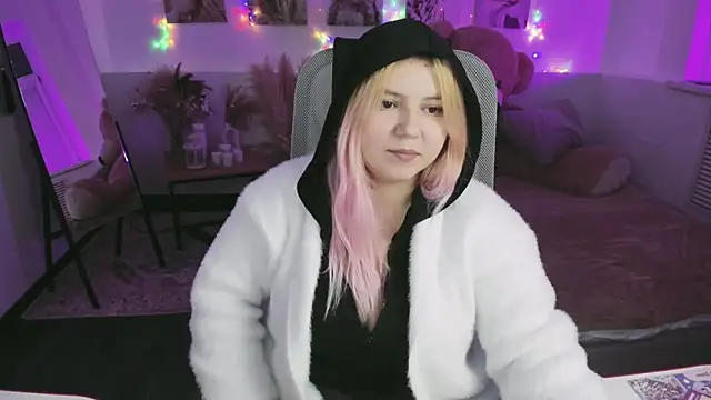 XXX chat uživo modela DiaAngell