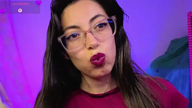 Miranda_sexlove_ élő XXX-chatje