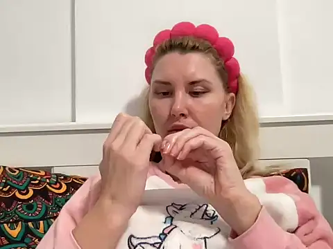 XXX chat uživo modela Ilymaris