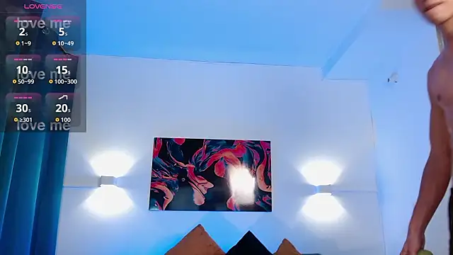 Pertunjukan Kamera Web KamiSuarez