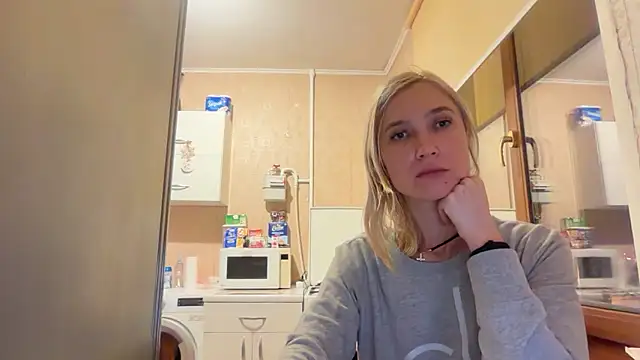 دردشة AngelJeni الجنسية المباشرة