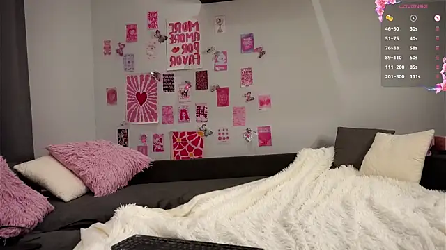 XXX chat uživo modela ManyMercuri