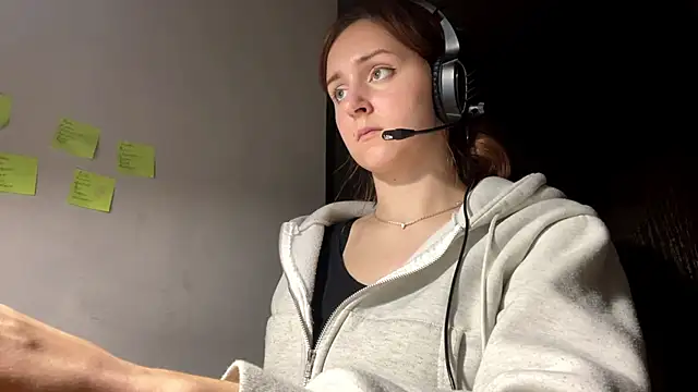 Chat +18 de WendieFranzeo ao vivo