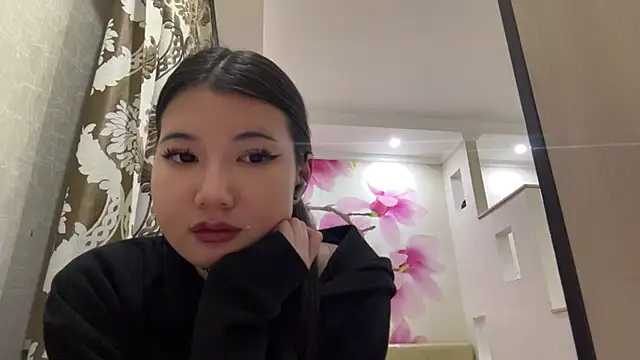 Živý XXX chat MaeRaads