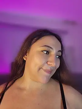 Chatroom XXX en direct de VickyHoult