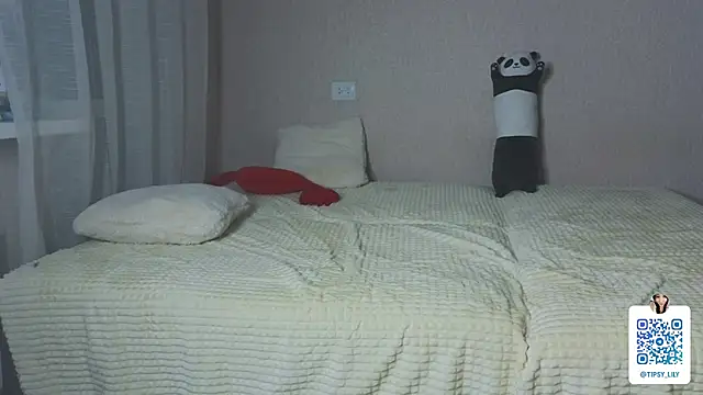 XXX chat uživo modela SakuraVelvet