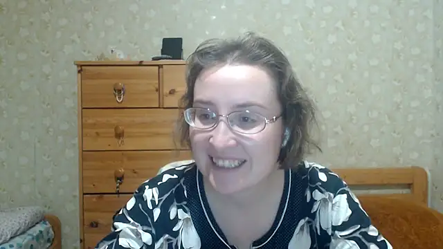 Chat +18 de Smart_Rose ao vivo