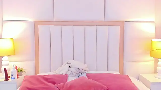 LaylaaDoll élő XXX-chatje