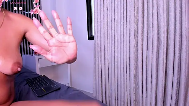 JackAndRosse_ লাইভ XXX চ্যাট