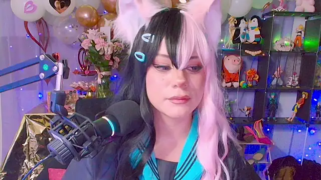 _niiky Chat XXX in diretta