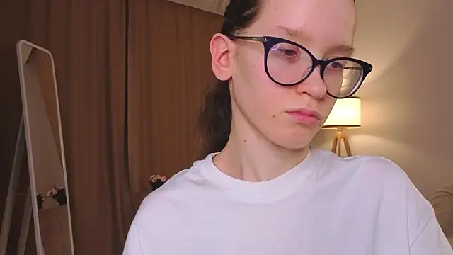 BettyBrowni Chat XXX in diretta