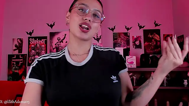 lilith-deveraux: онлайн-секс-чат