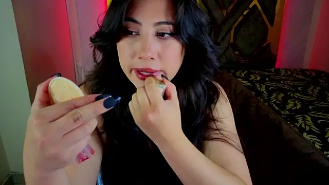 Luvienne Chat XXX in diretta