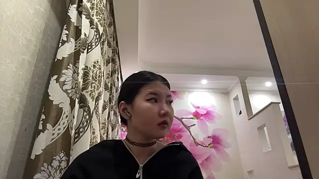 Chatroom XXX en direct de MaeRaads