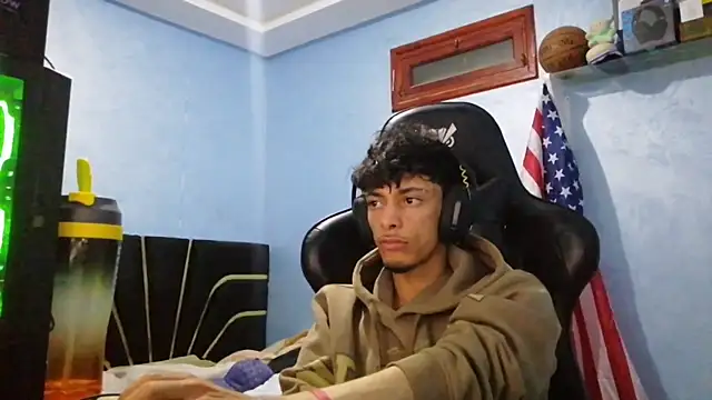 Chatroom XXX en direct de Dark_DesireX