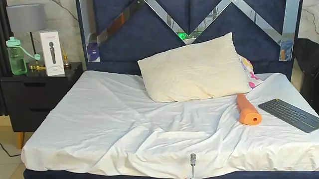 VanessaHard_as 라이브 XXX 채팅