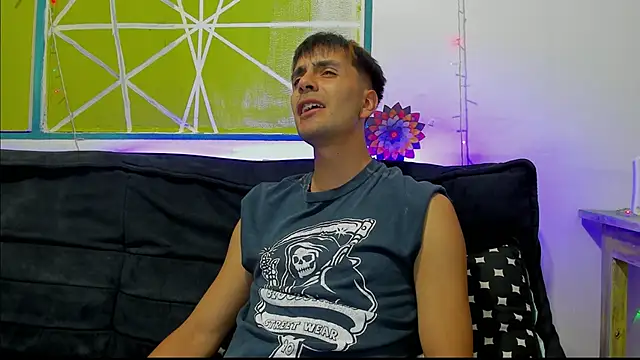 Chat +18 de Lord_Apolo ao vivo