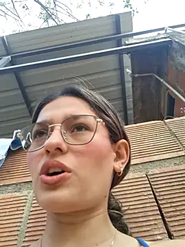 Ary-18 – Live XXX-chat