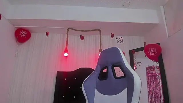 nicky_angel1 live XXX chat