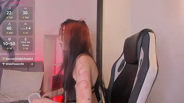 CleoWhite Adlı Modelin Canlı XXX Sohbeti