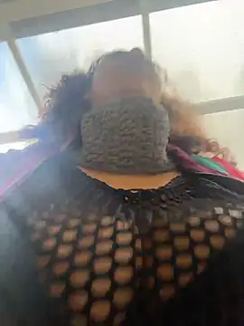 Онлайн чат XXX lauraltt