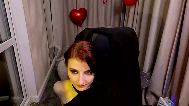 Chat +18 de NicoleLuxe ao vivo