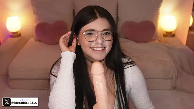 Živý XXX chat cammiefoalss