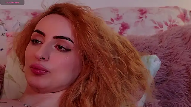 AuraPure live XXX chat