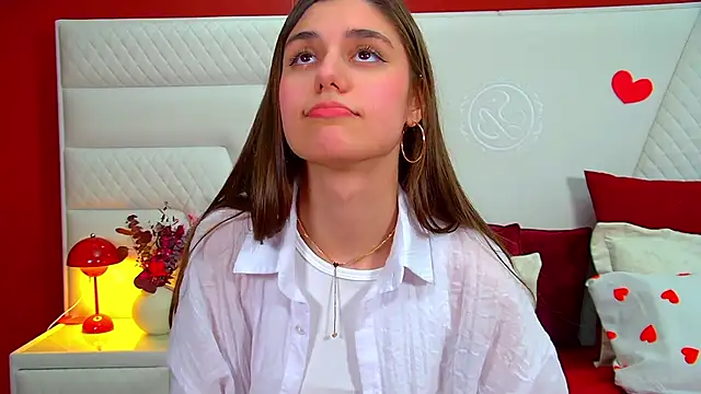 ArianaAllens Adlı Modelin Canlı XXX Sohbeti