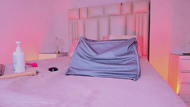 alanarose18: απευθείας συνομιλία ΧΧΧ