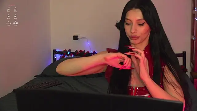 Chat +18 de Olivia_Faye ao vivo