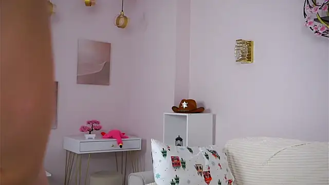 SunnivaCovilのライブXXXチャット