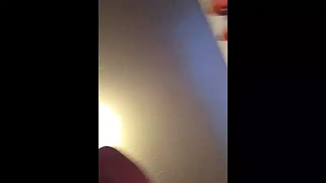 hormoneactivated's Live XXX Chat