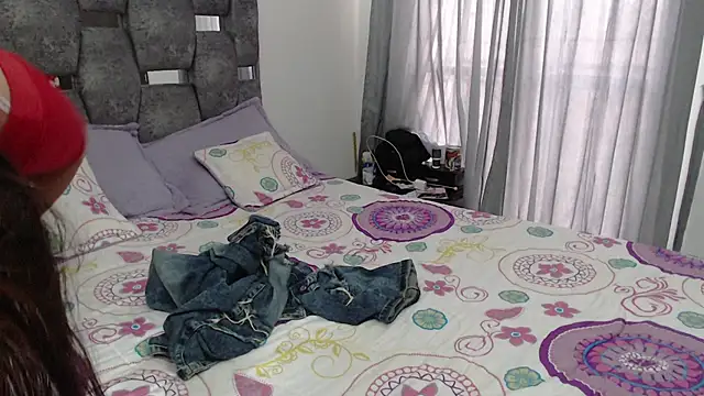 Sembang XXX Secara Langsung sara_hott_1