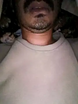 Chat +18 de dreamtoungelick69 ao vivo