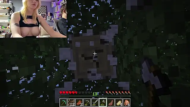 JesterBunny: онлайн-секс-чат