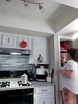 XXX chat uživo modela honeeyyy_pot