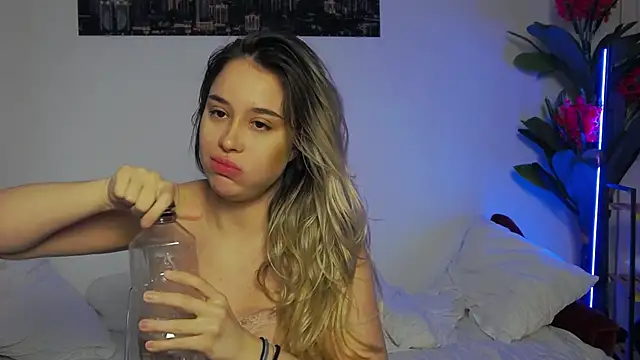 NaughtyAdda লাইভ XXX চ্যাট